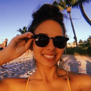 Meet your Posher, Caroline